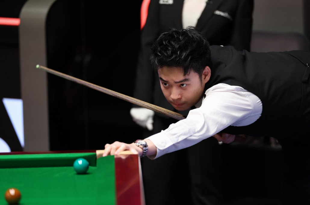 他不盲目加 他不盲目加